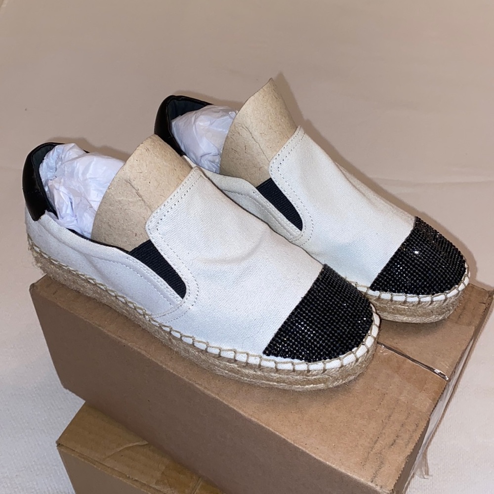 NEW Kendall + Kylie Shoe